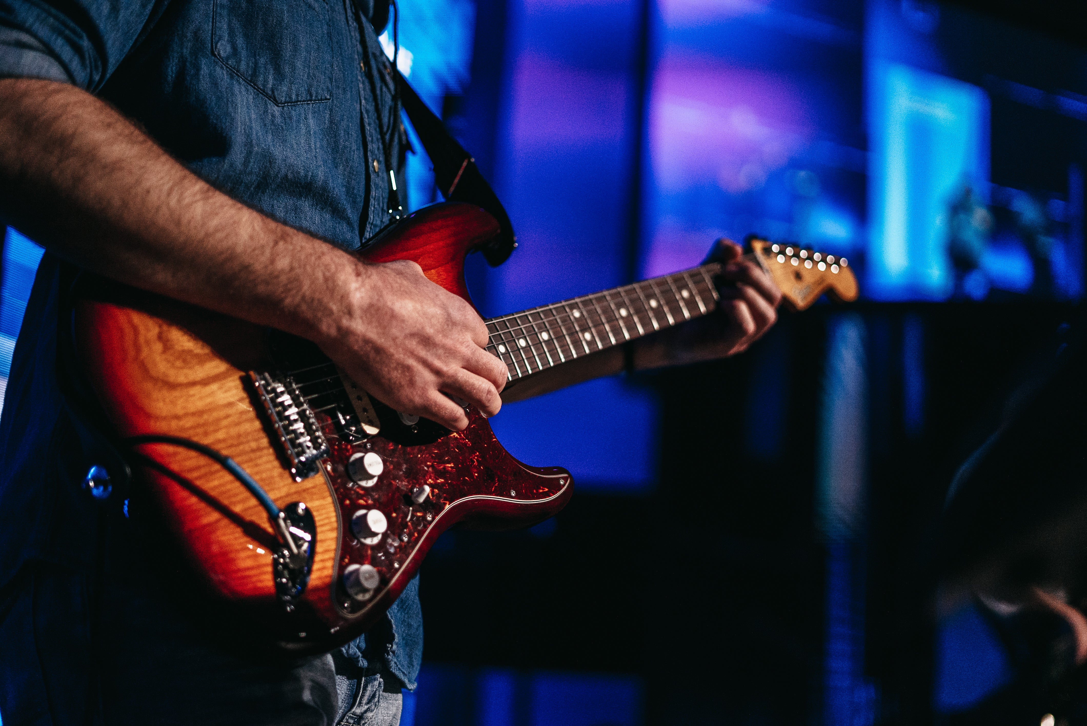 Electric Guitar Mastery: Effective Tips for Incorporating Legendary Capos into Your Playing