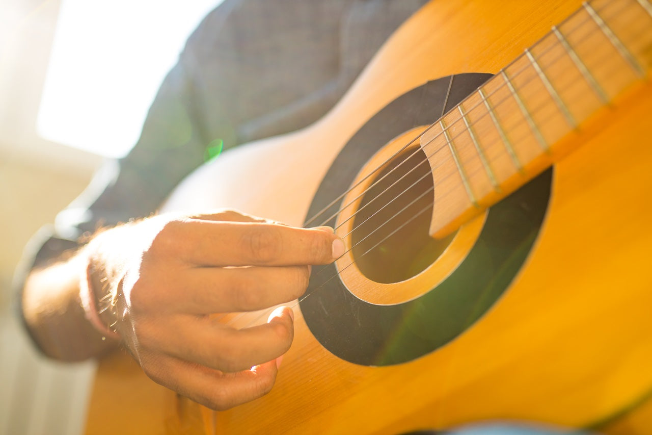fingerpicking