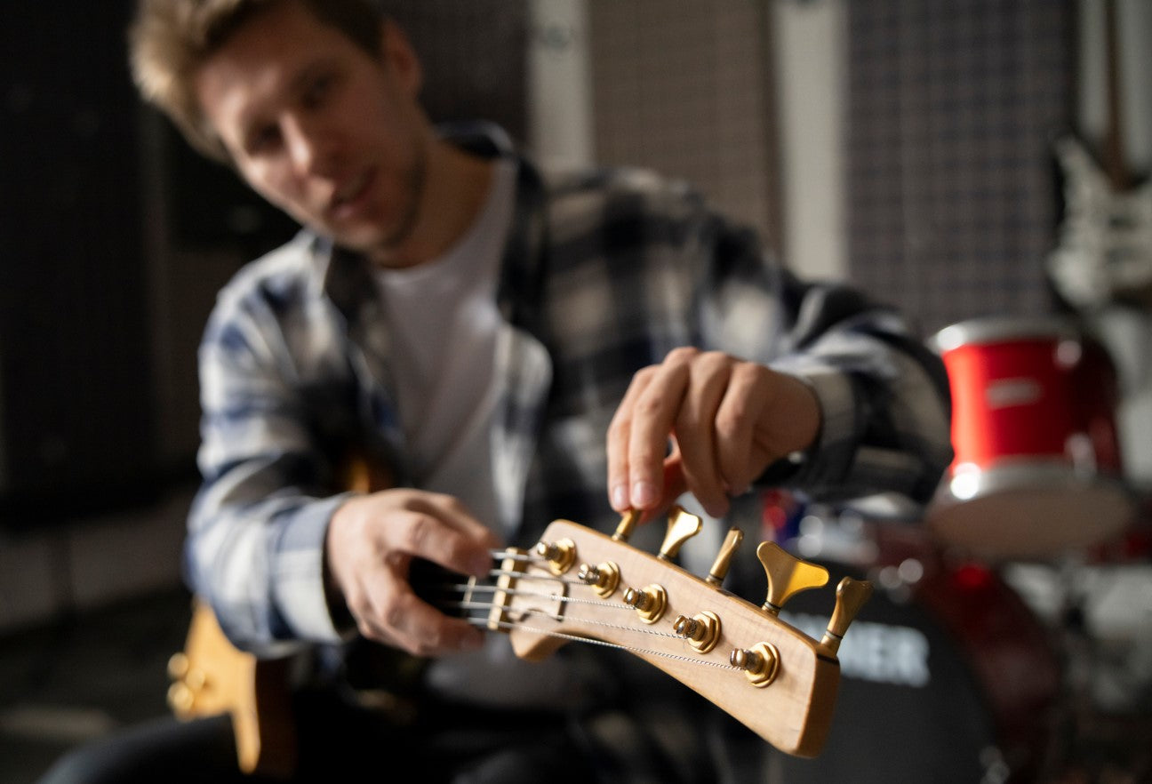 Tips for Tuning Your Guitar Quickly and Accurately